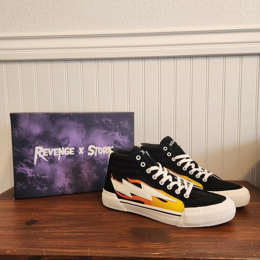 Revenge X Storm Vol. 2 -‎ Size 9M/10.5W High-Top Black Flame Brand New